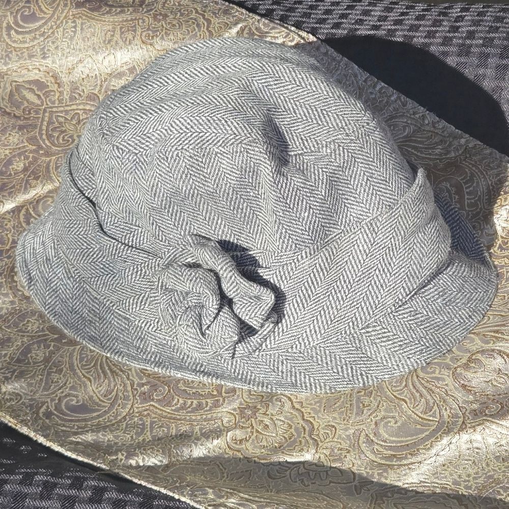 Girls Gray Tweed Herringbone Cloche Hat Wool Blend Vintage Brimmed Lined Fedora - Picture 2 of 9